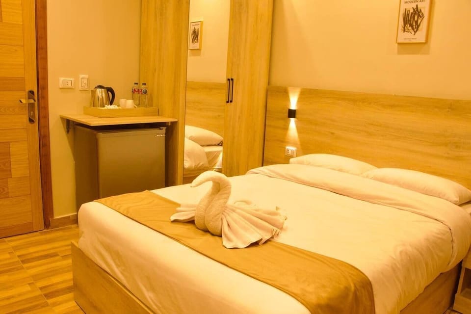 Superior Single Room | Iron/ironing board, WiFi (free)