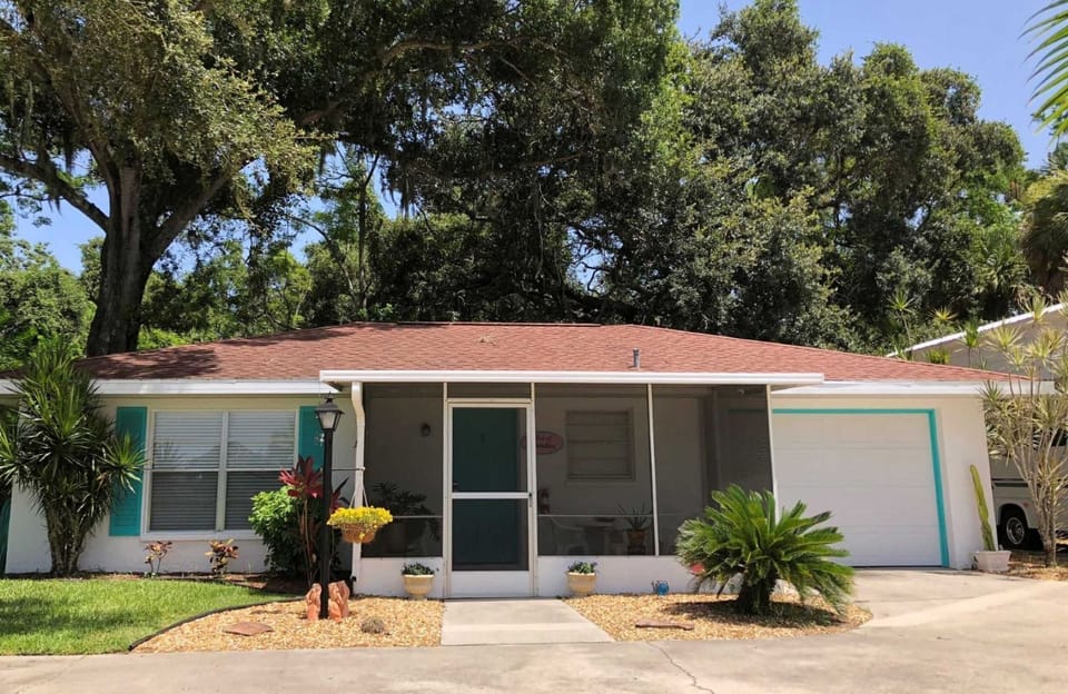 vrbo_8_bldg