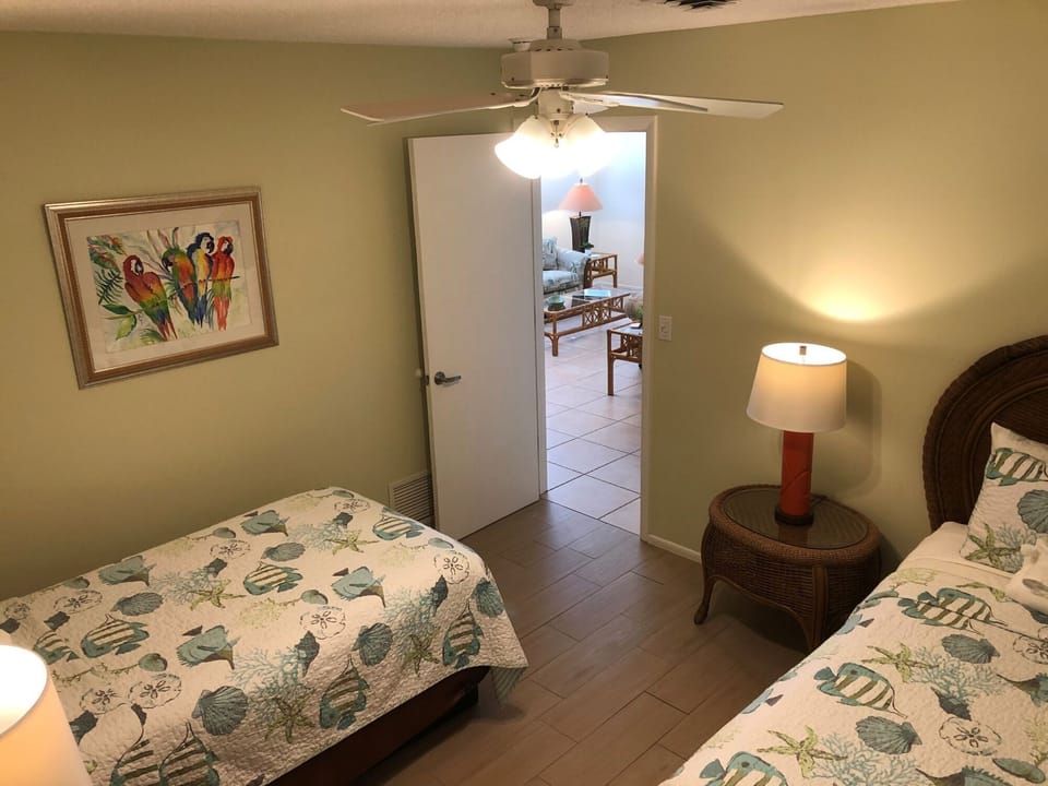 vrbo_Cott-twin