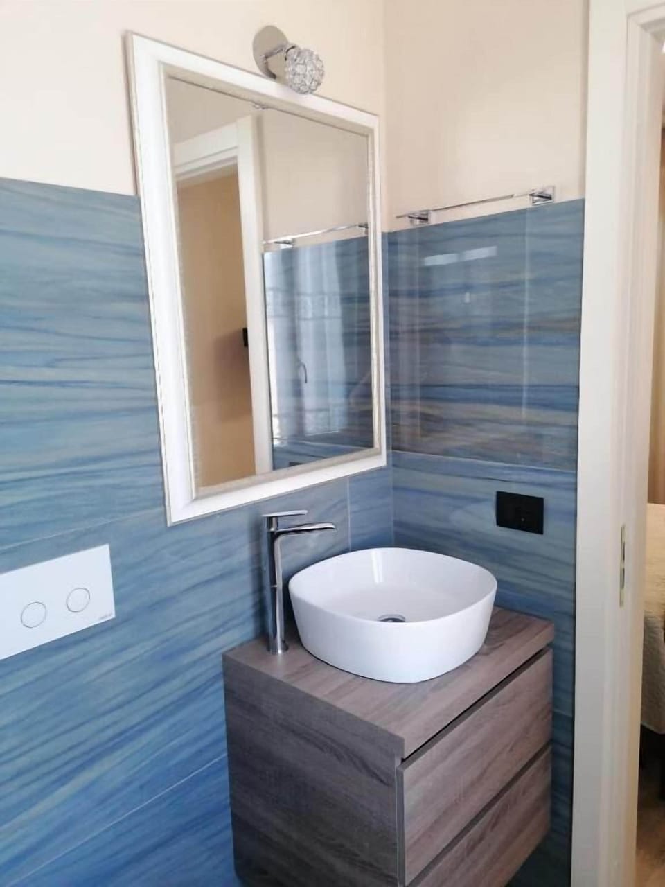 Double Room, Balcony, Garden View | Bathroom | Shower, hair dryer, towels, soap