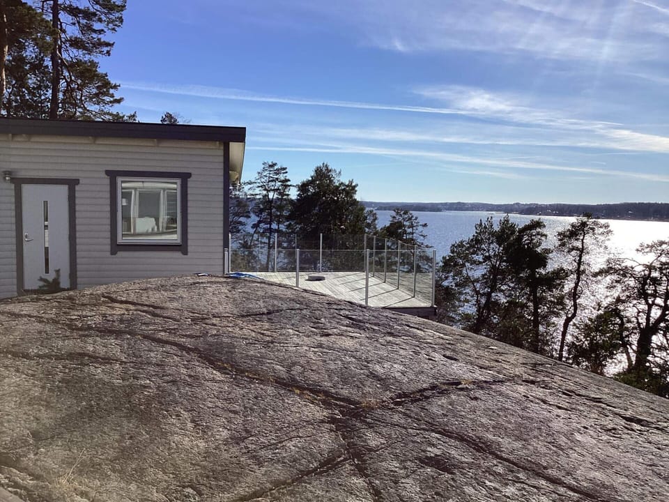 House | Water view