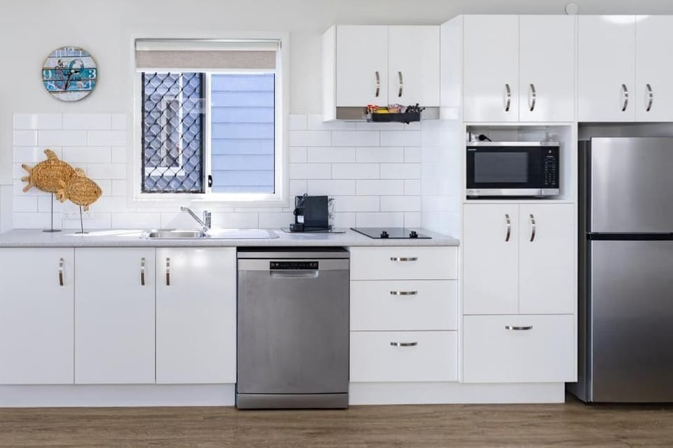 Superior Studio, Balcony, River View | Private kitchen