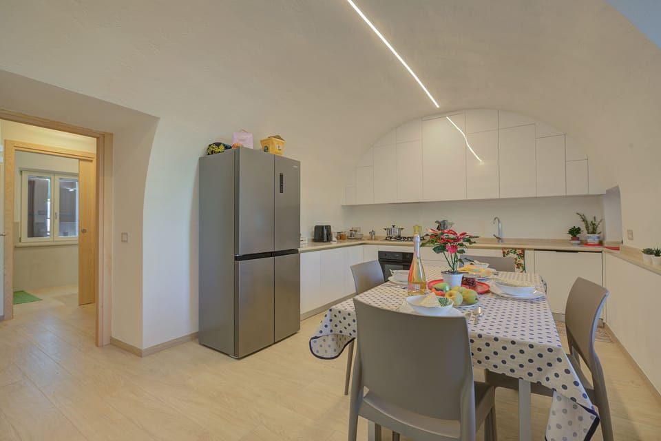 Kitchen and dining area