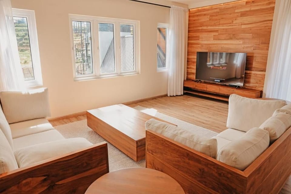 Deluxe Villa, Balcony | Living area