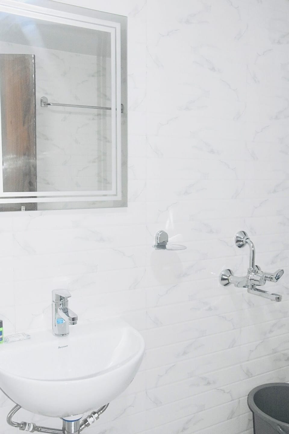 Shower, towels, soap, toilet paper