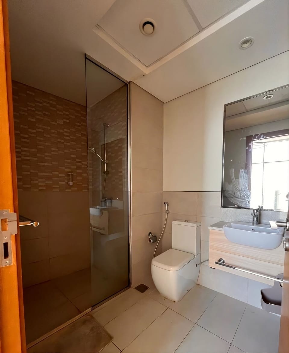 Comfort Apartment, Balcony, City View | Bathroom