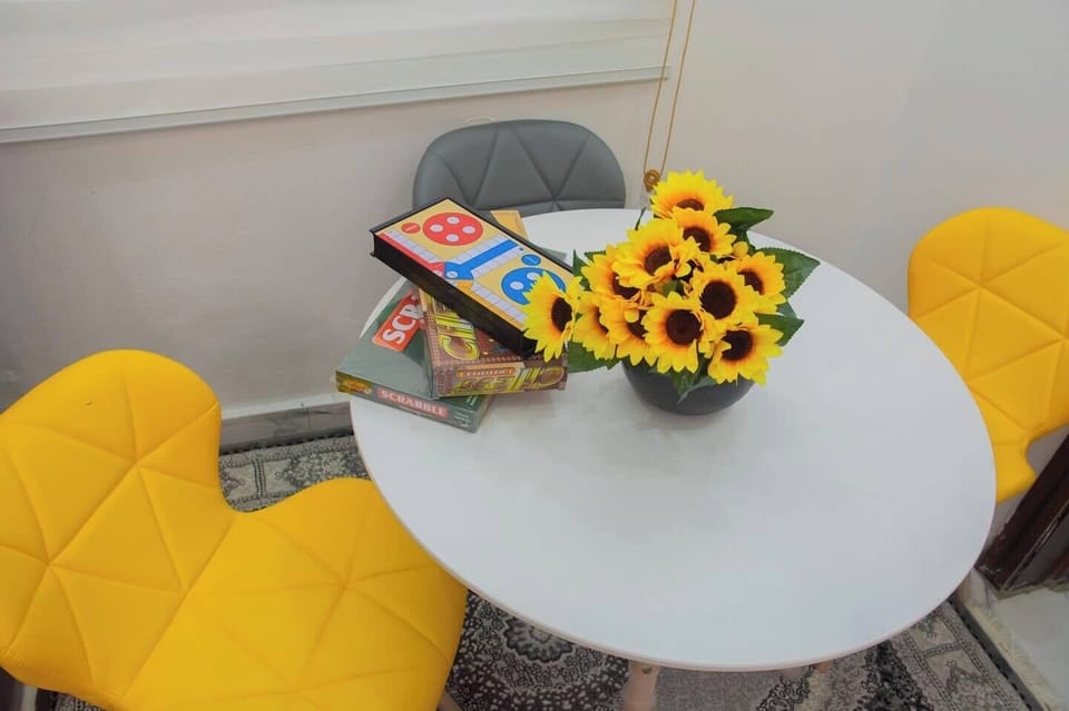 Comfort Apartment, Balcony, City View | Dining
