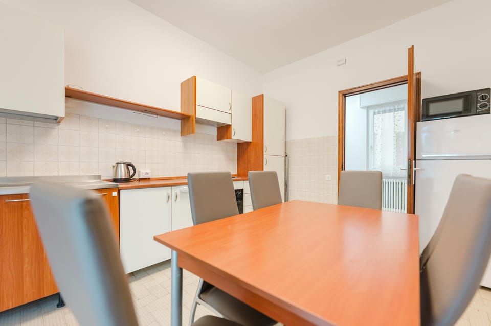 Apartment | Private kitchen | Fridge, microwave, oven, stovetop