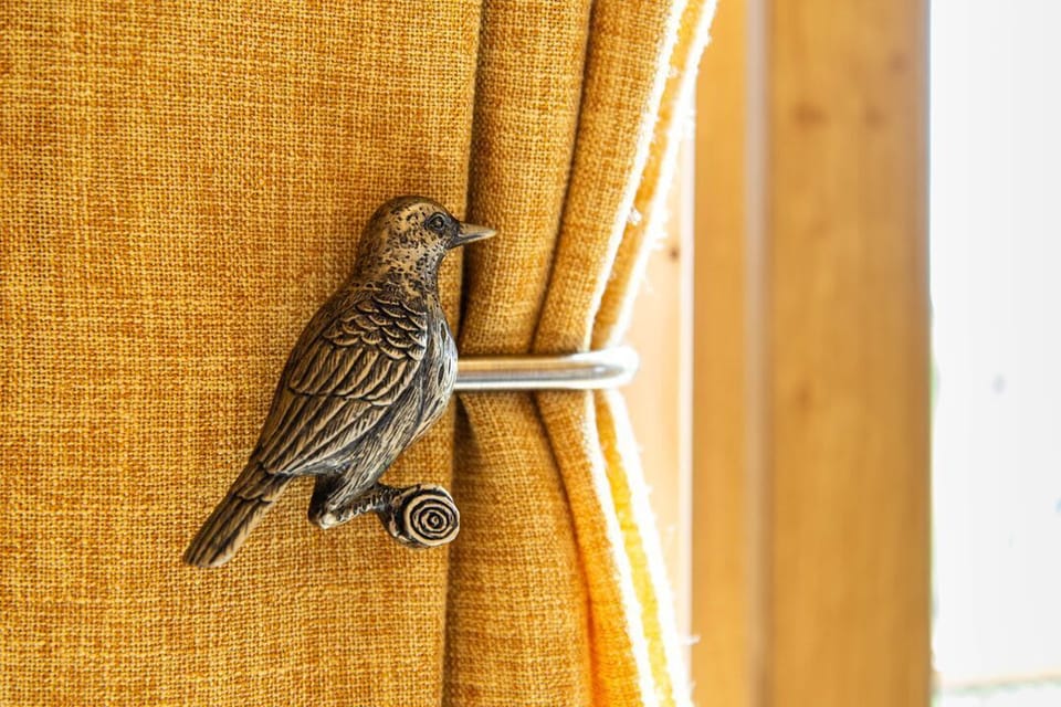 Head For the Hills Glamping - Skylark Shepherd's Hut