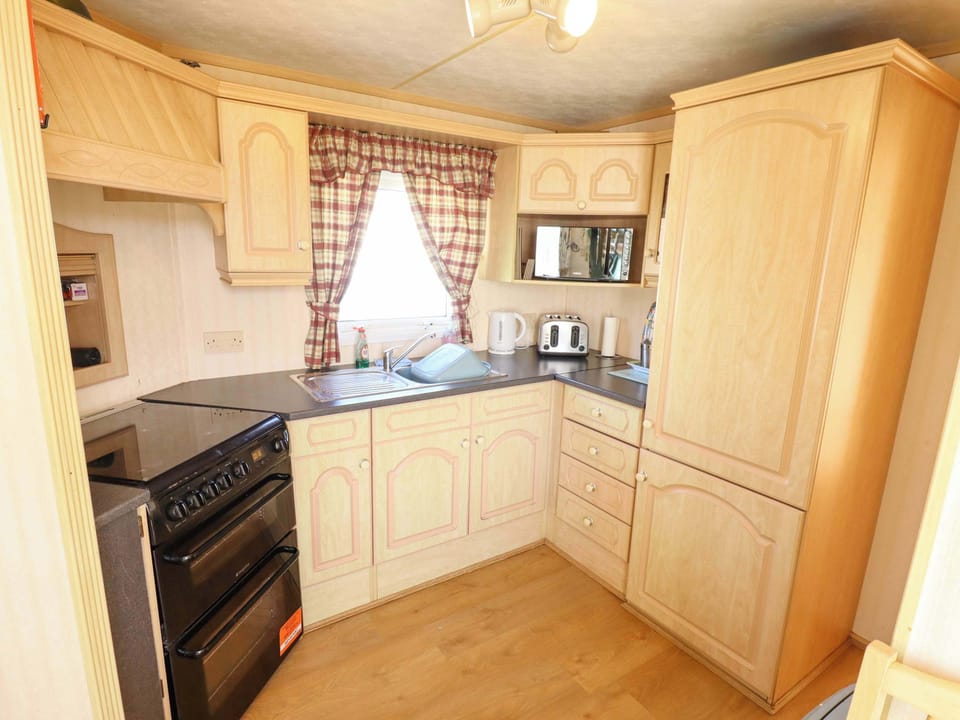 Coastfield Holiday Village - Holiday Accommodation 2604