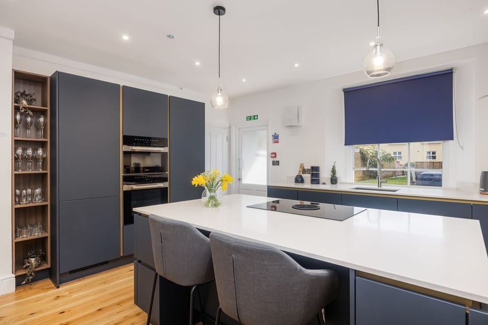 8 Richmond Road