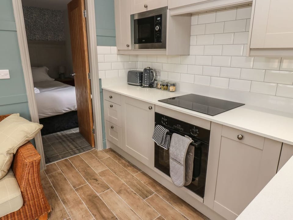 Courtyard Cottage Number 10