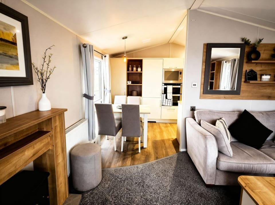 Thornwick Bay Holiday Village - 20633
