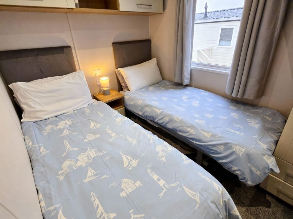 Thornwick Bay Holiday Village - 20633