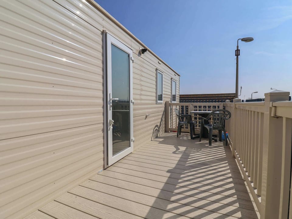 Golden Sands Kinmel Bay - 20528