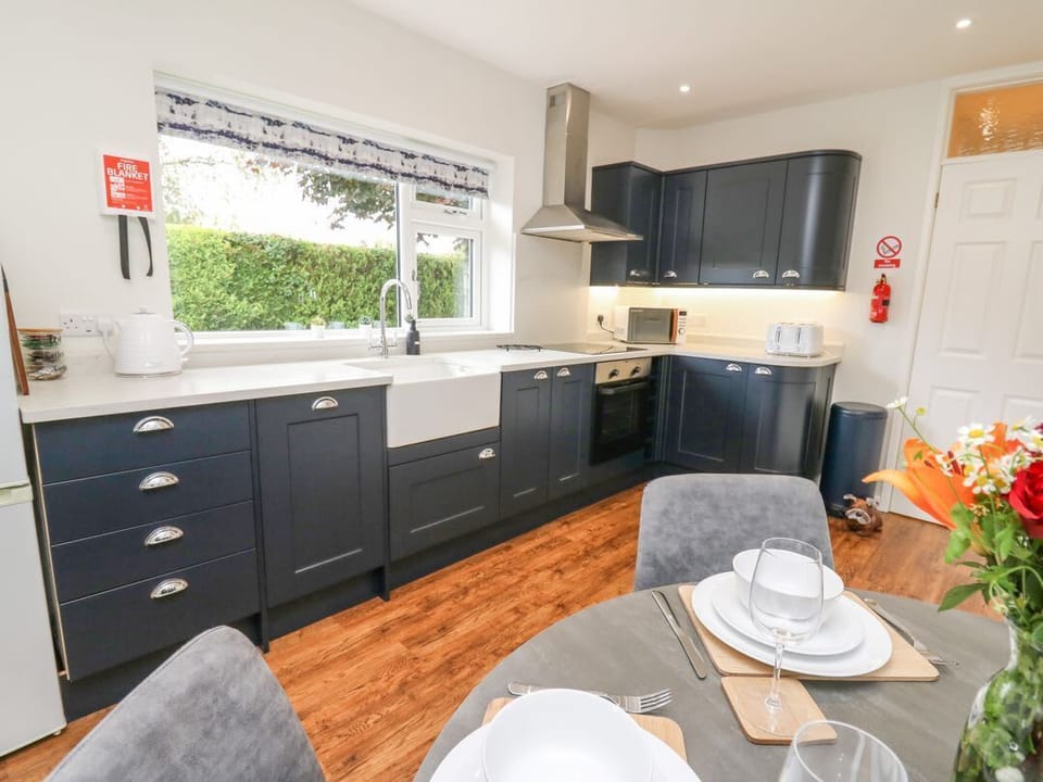 Ger Yr Afon Cottage