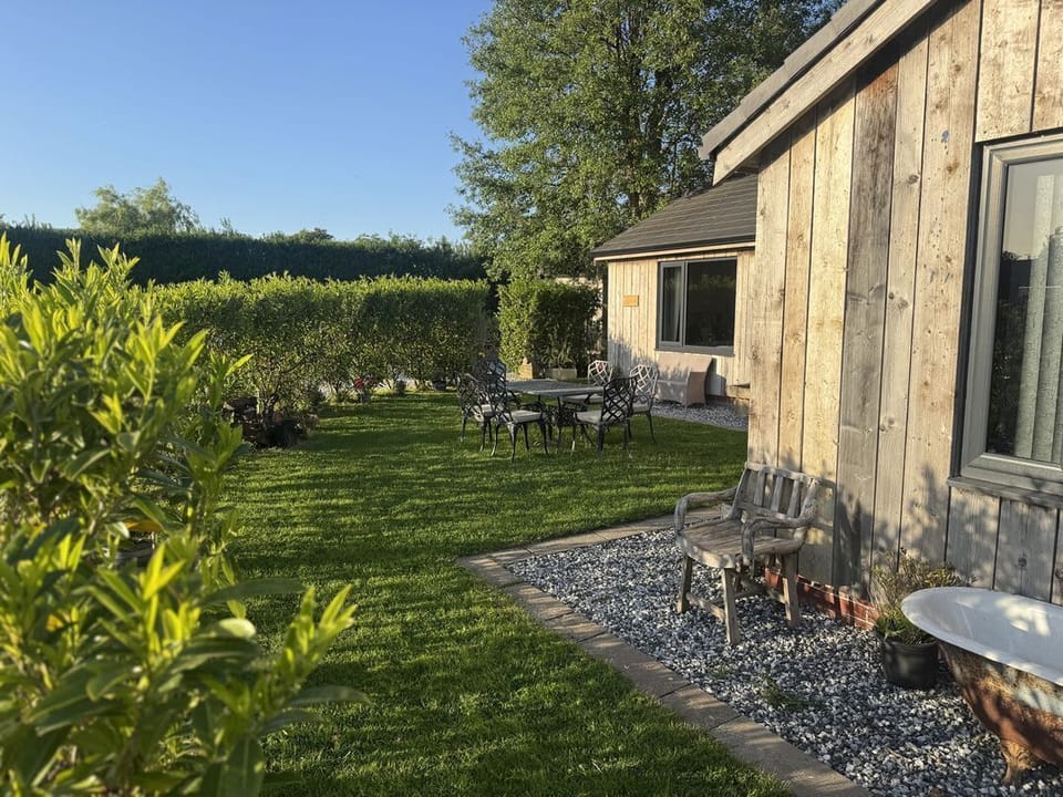 Wayside Lodge