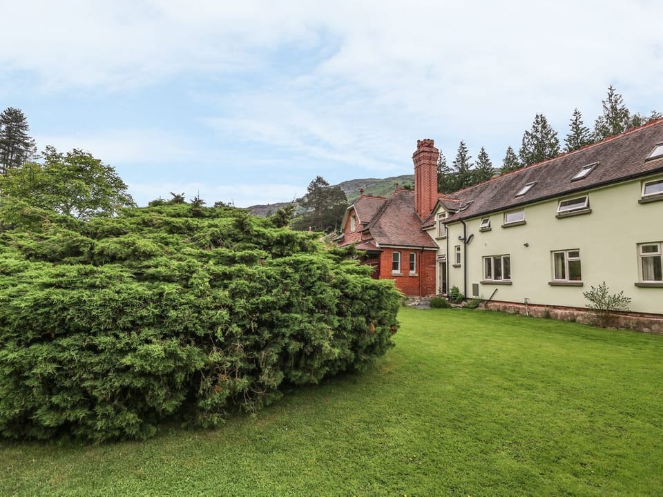 Riverside Cottage