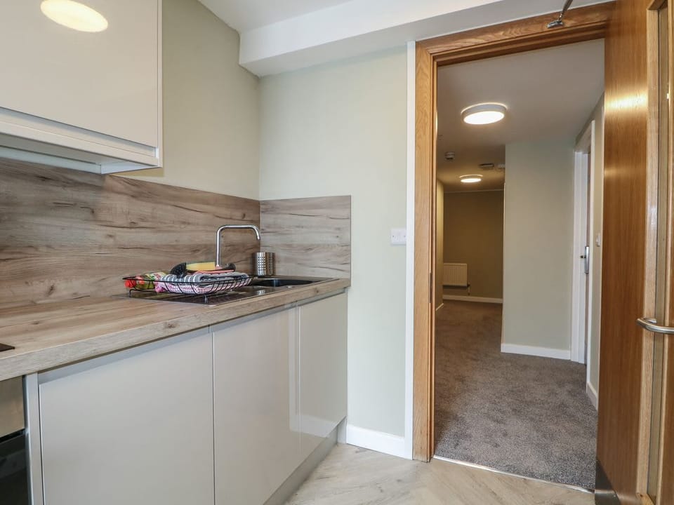 Seashell Suite at Marine Court