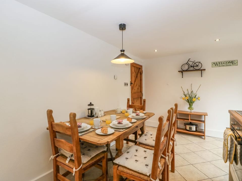 Beekeeper's Cottage