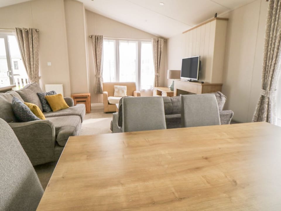 Daisy Lodge
