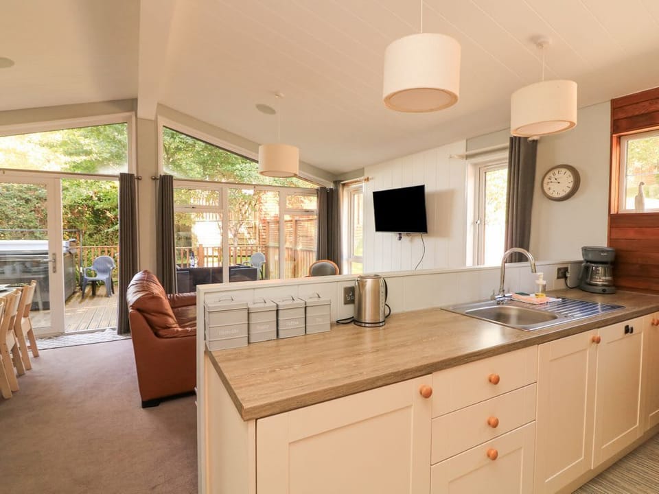 Woodland View 7 - Oak Cabin