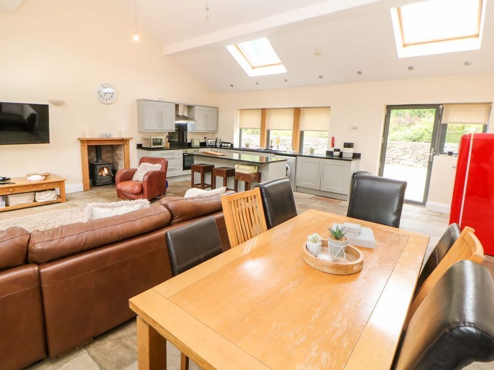 2 Pheasant Lane