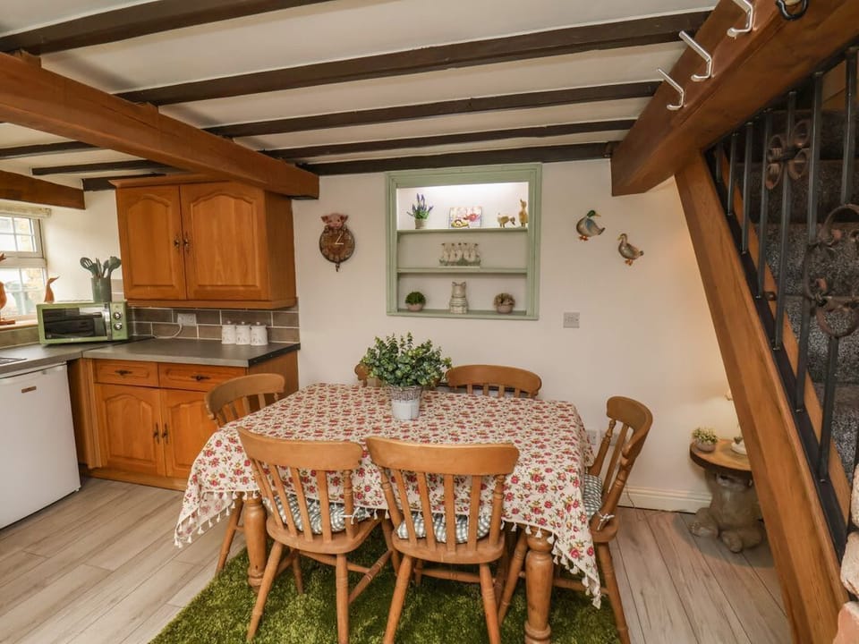 Corner Cottage