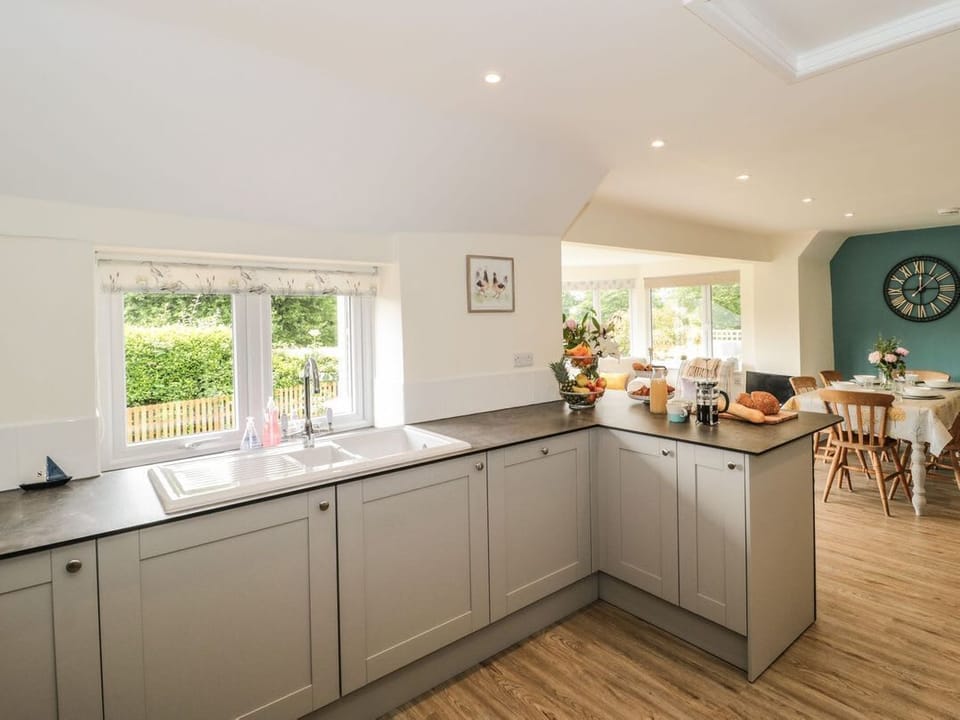 Ammerham Farm Cottage