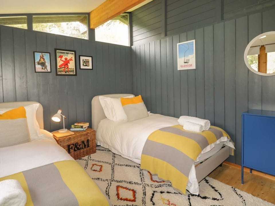 Blue Pine Lodge
