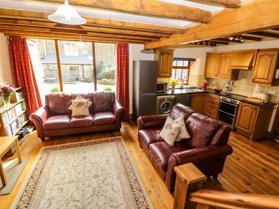 Midfeather Cottage