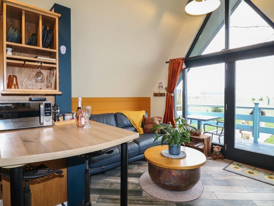 Sunflower Lodge