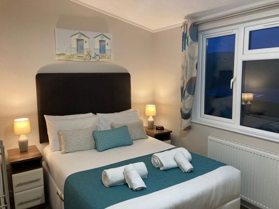 23 Bossiney Bay
