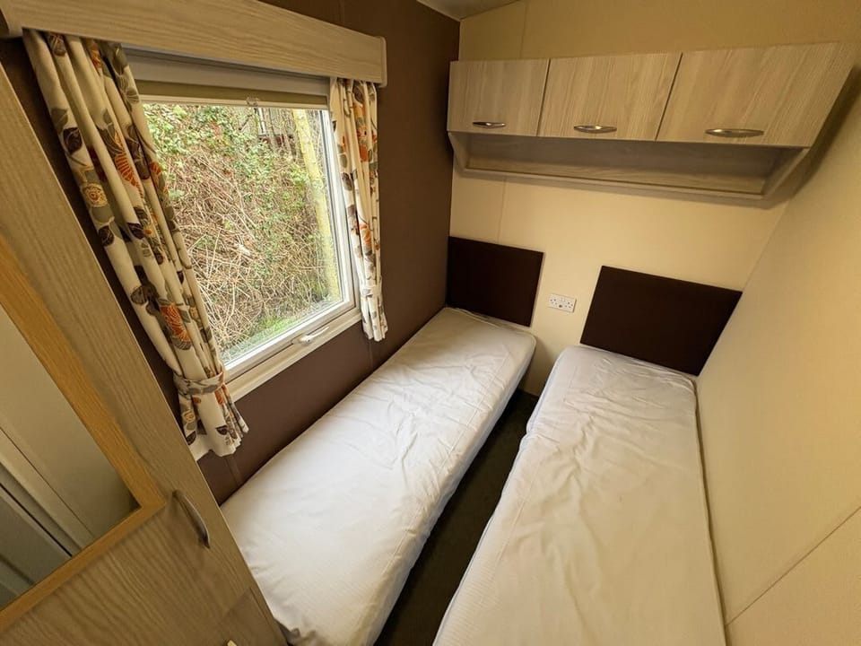 Caravan 607