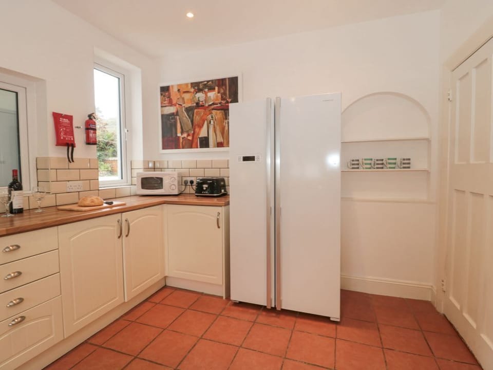2 Moorlands