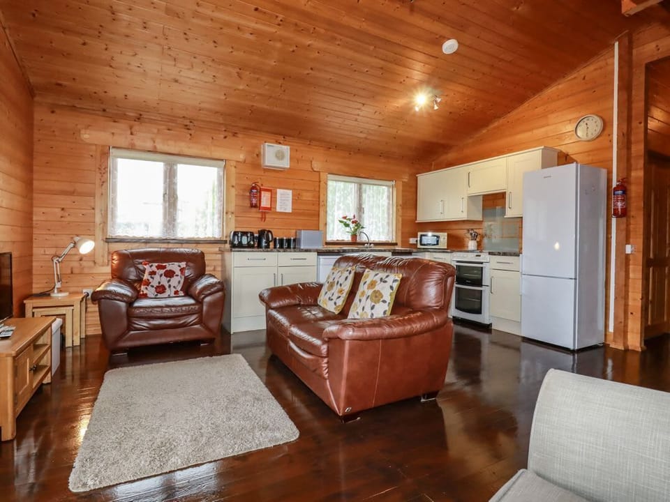Cedar Lodge