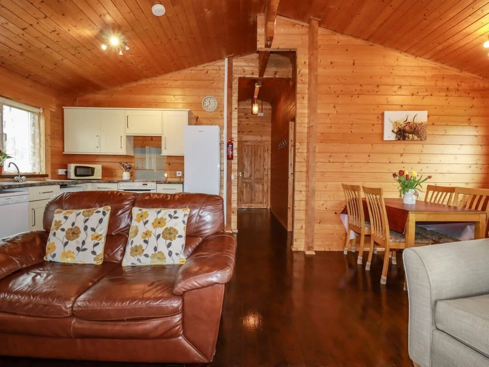 Cedar Lodge