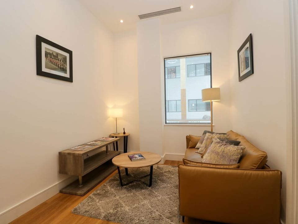 Flat 53