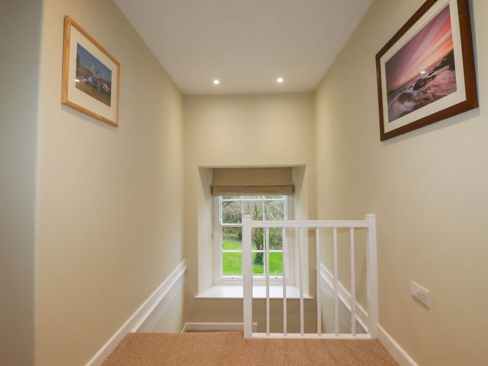 Tretoil Farm House