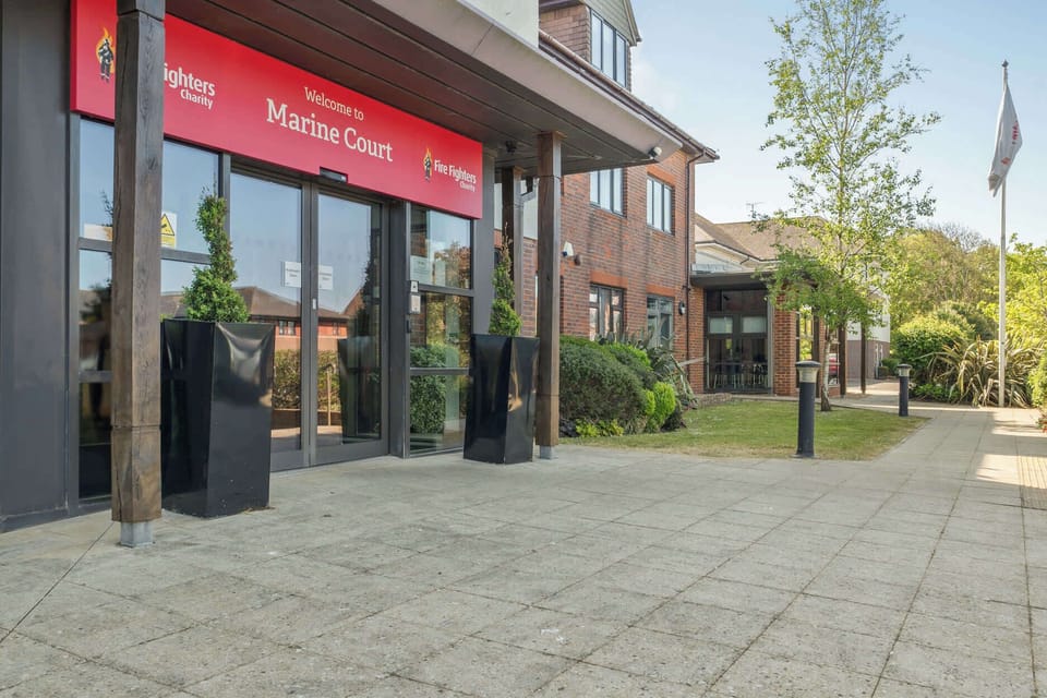 Marine Court Ground-floor Accessible Twin