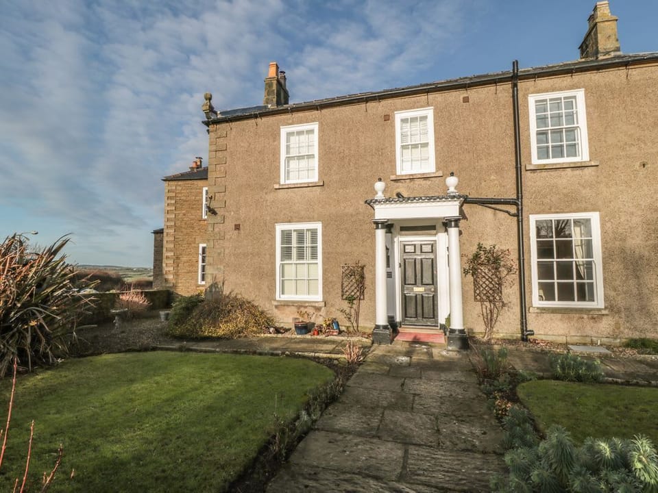 Sneaton Hall Apartment 4