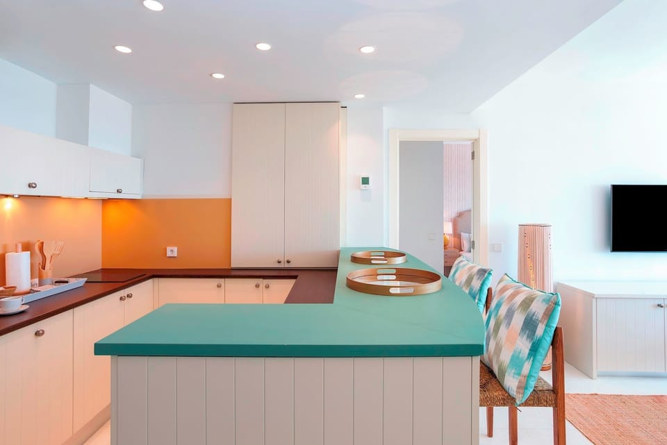 Apartment (2 Bedrooms) | Private kitchen | Fridge, microwave, stovetop, dishwasher