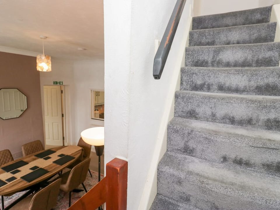 3 Nixon Terrace