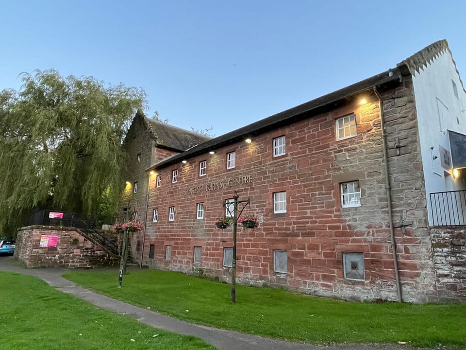 Ryehill with Fishing