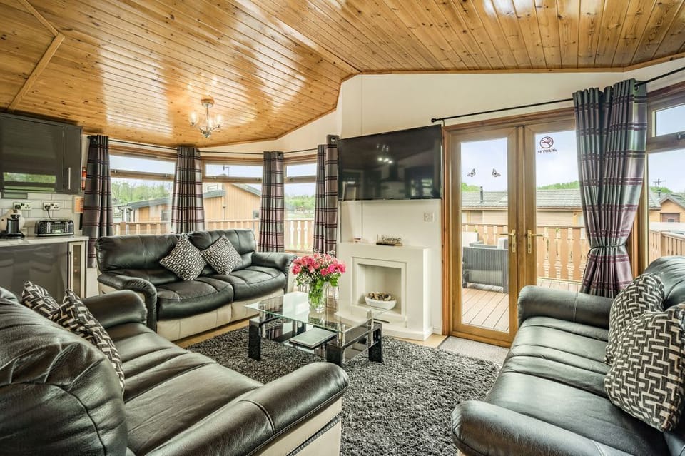 Lakeview Lodge