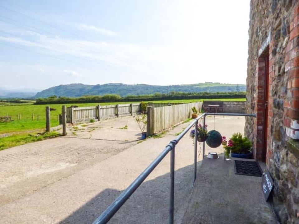 Muncaster View