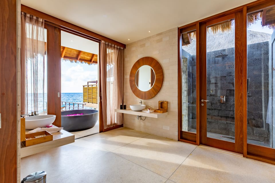 Ocean Pool Villa | Premium bedding, pillowtop beds, minibar, in-room safe