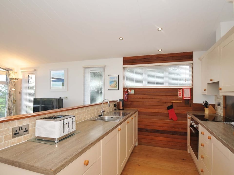 11 Horizon View