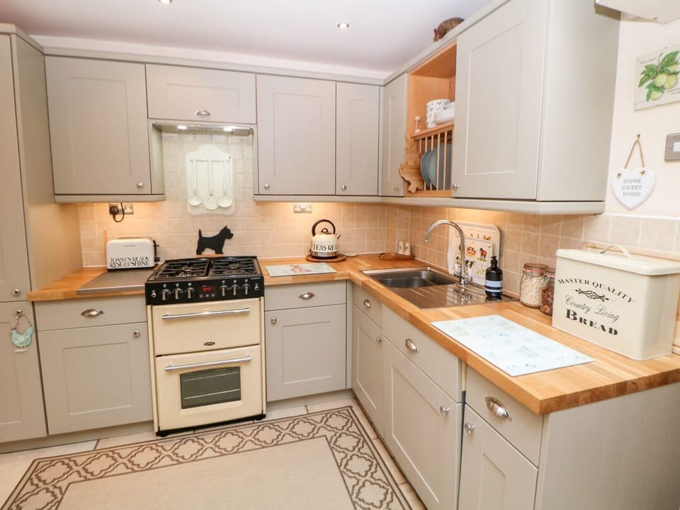 Mouse Cottage