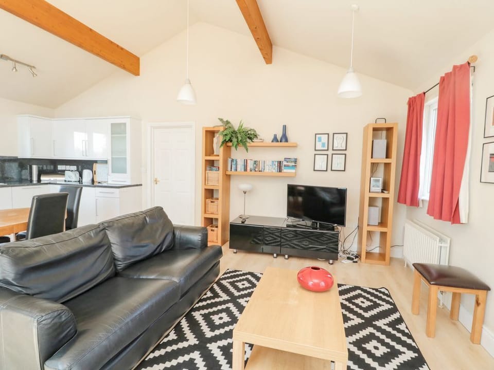 Orchard Lodge